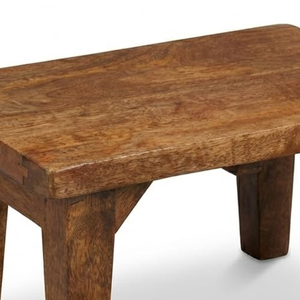 Taburete de madera maciza para Pooja, acabado natural, para sentarse en el Mandir, taburete para pies y mesa auxiliar para el hogar, preensamblado. - Product Image 1
