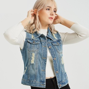 Vente en gros de vestes en jean bleues pour femmes Slim Fi mode vêtements pour femmes veste en jean vestes en jean déchirées sans manches - Product Image 2