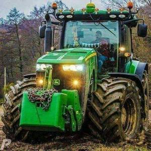 150HP 4x4 para agricultura Tractor a pie utilizado con rodamientos de motor Cummins Implementos completos que incluyen bomba de engranajes de motor - Product Image 6