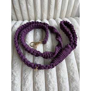 Correa de perro de macramé de color púrpura oscuro, correa de algodón hecha a mano para cachorros con decoración de encaje de lujo, tamaños para razas pequeñas, medianas y grandes - Product Image 1