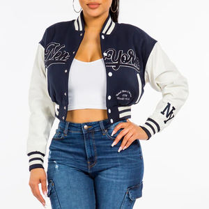 Veste universitaire personnalisée OEM 2025 avec patchs en chenille, veste universitaire de style streetwear, veste bomber contrastée pour femmes - Product Image 1