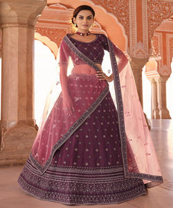 Dernier designer broderie miroir travail lehenga choli avec dupatta vêtements de mariage prix de gros vêtement ethnique lehenga choli - Product Image 2