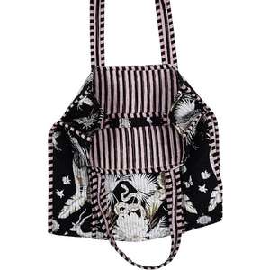 Bolso de mano grande informal de microfibra de color sólido para mujer India cosido a mano hombro acolchado bordado Floral cierre abierto negro - Product Image 2