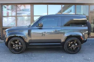 Land Rover Defender X-Dynamic SE 2022 - Product Image 5