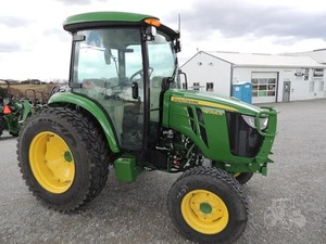 Tracteur à chenilles JOHHN 2024 pour 4066R 40 HP avec moteur et boîte de vitesses - Product Image 3