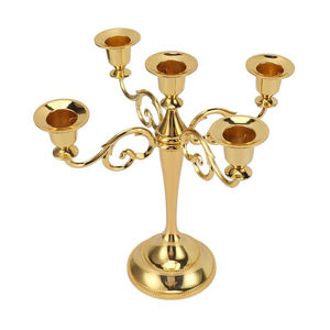 Dernier produit attrayant Design gaufré or brillant Candélabre à 3 bras Décoration de table Bougeoir Déco de table pour événement et mariage - Product Image 3