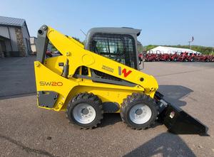 Envío Gratuito, Minicargadora Wacker Neuson SW20 con Cargador Frontal, Aprobada por CE y EPA, Motor T4F de 56 CV, Cargadora de Ruedas con Cabina con Calefacción/Aire Acondicionado - Product Image 6