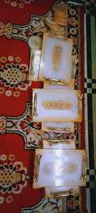 ถาดตกแต่งสําหรับเสิร์ฟที่ดีที่สุด 100% พร้อมอีพอกซีเรซินสําหรับงานแต่งงานและถาดเสิร์ฟเรซินสําหรับรถไฟเหาะและที่จับทองเหลือง - Product Image 2