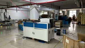 Bán Tự Động Xi Lanh Hộp Quà Tặng Hộp Máy Làm Ống Giấy Ghi Nhãn Vào Trong Gấp Dưới Dán Máy Móc Động Cơ PLC - Product Image 2