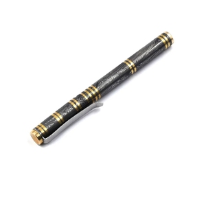 Bolígrafo Ejecutivo de Metal Pesado, Bolígrafo de Metal Negro Carbón para Regalo Empresarial, Nuevo Bolígrafo de Alta Calidad con Logotipo Personalizado en Relieve - Product Image 3