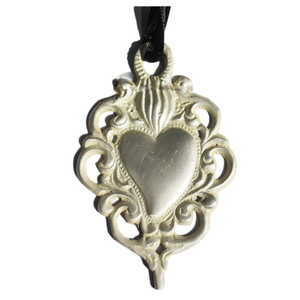 Boîte de coeur sacré en métal fini antique suspendu Ex Voto coeur sacré pour décoration murale cadeau catholique et décor - Product Image 6