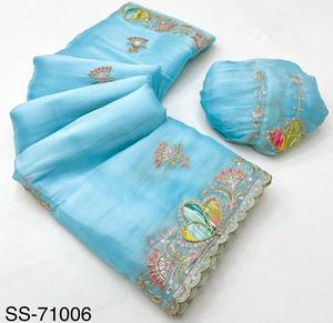 Tejido pesado de diseño nuevo y exclusivo con borde hecho a mano fabricante de Sari de Surat - Product Image 6