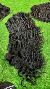 Extensiones de cabello humano rizado de trama de alta calidad Extensiones de cabello no humano Suave y natural - Product Image 4