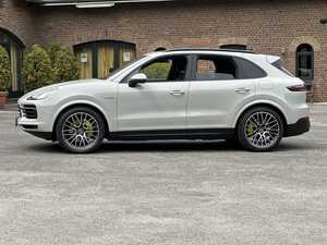 2021 2022 2023 2024รถยนต์มือสอง Cayenne E HYBRID Platinum Edition