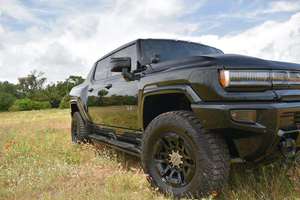 Alta calidad 2024 G M C Hu m e r EV 3X Envío de recogida sin demora - Product Image 4