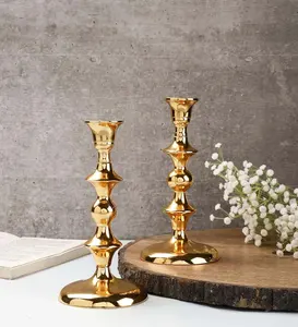 Portavelas Chapado en oro Acabado de alta calidad Diseño decorativo Portavelas para el hogar Hotel y restaurantes - Product Image 3