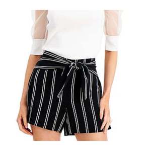 Top Casual da Donna Bar III Bianco con Effetto Illusione e Maniche a Sbuffo per la Stagione Estiva - Taglia Piccola - Product Image 3