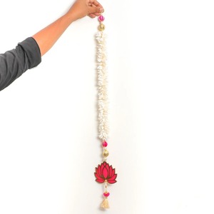 Jasmin artificiel avec bois MDF Lotus glands fleur guirlande indien fête de mariage décor Offre Spéciale Sangeet Mehandi cérémonie décor - Product Image 4