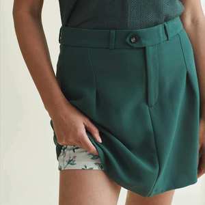 2025 nouveau style jupe de golf pour femmes avec tissu léger coupe moderne et options de gros en vrac pour les marques de vêtements de sport - Product Image 5