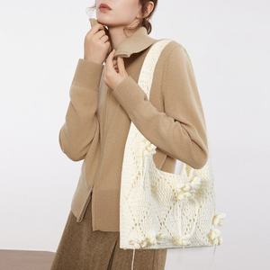 Bolso de Hombro Blanco de Ganchillo Hecho a Mano Personalizable al por Mayor en Oferta, con Adornos Florales para Uso Diario, para Mujer - Product Image 3