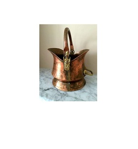 Cubo decorativo de carbón de cobre de aspecto antiguo para configuraciones románticas de chimenea y organización funcional de chimenea - Product Image 4