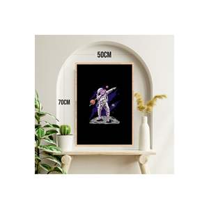 Tamaño grande 70x50cm Astronauta en el espacio Mesa de MDF Marco de impresión de calidad desvanecido colorido Acento de pared 176 - Product Image 5