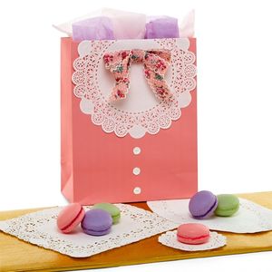 Lovely Round Greaseproof Doilies - Product Image 1