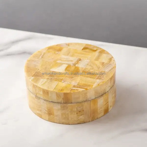 Boîte à bijoux en incrustation d'os de chameau MOP, boîte-cadeau en incrustation de nacre de dernière production par LUXURY CRAFTS - Product Image 4