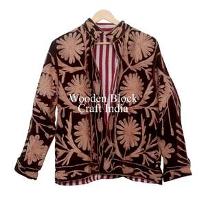Chaqueta Corta de Invierno de Algodón y Terciopelo con Bordado Suzani Hecho a Mano para Mujer, Talla Única de Moda con Decoración de Botones para Otoño - Product Image 6