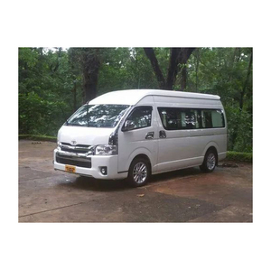 Toyota Hiace usada disponible en stock a precio de fábrica para compradores - Product Image 2