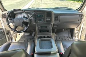 ขายรถเชฟโรเลต ซิลเวอราโด เอสเอส ปี 2024 เบาะหนัง เกียร์อัตโนมัติ เครื่องยนต์ 6.1-8 ลิตร หลังคาพาโนรามิก กล้องมองหลัง 360 องศา - Product Image 5