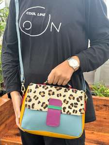 กระเป๋าหนังมีฝาปิดพิมพ์ลายสัตว์ใหม่กระเป๋าหนังรีไซเคิลกระเป๋าแฮนด์เมดกระเป๋าสะพายไหล่กระเป๋าถือคาดลำตัวสำหรับผู้หญิง - Product Image 4