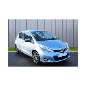 2022 Toyhota YAARIS CROSS Hybrid Caja de cambios manual a un precio asequible Asientos de cuero Interior oscuro ACC Control de crucero FWD AWD Opciones - Product Image 6