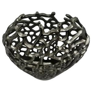 แจกันโลหะงานฝีมือระดับพรีเมียม ออกแบบมาเพื่อเสริมความสวยงามให้กับพื้นที่อยู่อาศัยสมัยใหม่ พร้อมคุณสมบัติการพกพาสะดวกสำหรับการตกแต่งในช่วงเทศกาล จำหน่ายในราคาส่ง - Product Image 3