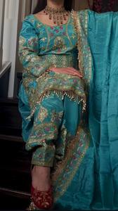 Ensemble 3 pièces brodé Sharara Gharara Georgette Silk Slim Readymade Designer Readymade Wedding Party Diwali Indian Ethnic - Product Image 3