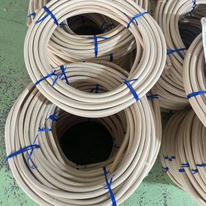 Rotin naturel tressé carré à cœur en rotin, personnalisé, 1,5-3,5 mm, rotin séché, fabrication de meubles, Vietnam, longueur 4,5 m - Product Image 1