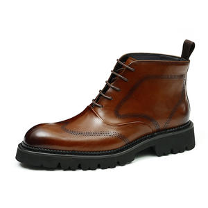 Chaussures de ville en cuir de porc de haute qualité avec revêtement imperméable et semelle intérieure souple pour hommes - Product Image 1