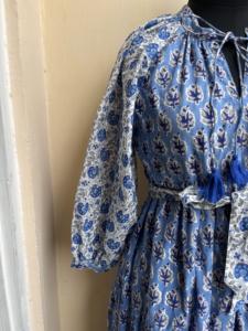 เดรสแม็กซี่แขนยาวสำหรับผู้หญิงชุดเดรสแม็กซี่พิมพ์ลายบล็อกสีผสมสำหรับฤดูร้อน - Product Image 3