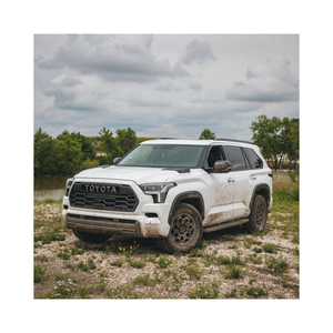 Toyota Sequoia SR5 SUV 2021-2024 d'occasion manuel AWD 8L Turbo Engine cuir léger intérieur R18 Pneus Options de carburant diesel électrique - Product Image 6