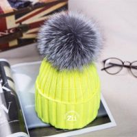 Bonnet de luxe doux en soie avec doublure en laine 100% personnalisable, bonnet de nuit, protection capillaire hivernale, broderie 3D respirante