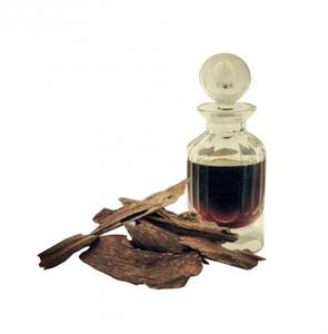 "น้ำมันหอมระเหย agarwood: ความลับสู่ชีวิตที่ผ่อนคลายและตื่นเต้น" - Product Image 1