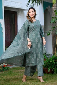 Kurta Leheriya Bordada de Algodón de Secado Rápido, Estilo Vintage Indio-Pakistaní, Larga hasta el Suelo, de Corte Holgado para Mujer, con Mangas Tres Cuartos - Product Image 4