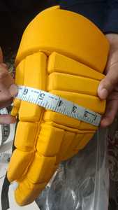 Nouveau avec toutes les tailles Gants de hockey Équipement de protection Gants de hockey sur glace Logo personnalisé Conception personnalisée - Product Image 4