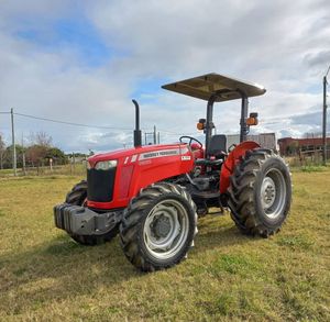 รถแทรกเตอร์มาสซีย์เฟอร์กูสัน 4275 ปี 2025 70 แรงม้า ขับเคลื่อน 4 ล้อ เกียร์ธรรมดา  ประหยัดพลังงาน รถแทรกเตอร์มือสองขายดี ผู้จัดจำหน่ายที่ดีที่สุด เครื่องยนต์จากฝรั่งเศส - Product Image 6