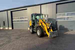 Used Front Wheel Loaders With Cummins Engine & Large Capacity Made <b>Cheap</b> Front Wheel Loaders for Sale - Product Image 2