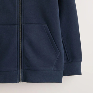 ออกแบบโลโก้ตามสั่ง เสื้อฮู้ดดี้เด็กผู้ชาย ดีไซน์ทันสมัยสำหรับใส่ในฤดูหนาว ชุดลำลอง แขนยาว สีพื้น บริการออกแบบแบบ OEM - Product Image 4