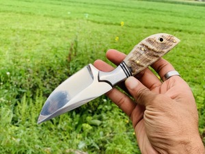 Couteau de chasse en acier inoxydable fait à la main, cadeaux personnalisés pour lui, cadeaux de garçons d'honneur, cadeaux pour hommes. - Product Image 6