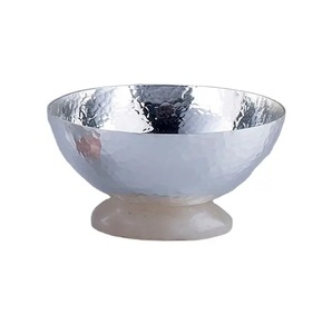 best quality Metal decorative fruit silver <b>Bowl</b> <b>With</b> silver finish Handmade nickel Finished Aluminum Metal Fancy Decorative <b>bowl</b> - Product Image 1