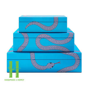 New Choice Set de 3 Caja de almacenamiento de serpiente rectangular de laca roja Joyería y almacenamiento Diseño OEM personalizado Hecho a mano en HNH Vietnam - Product Image 6