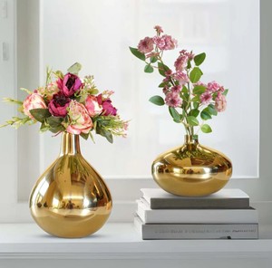 Elegant Design Gold Metal Flower <b>Vase</b> <b>Set</b> of 2 Decorative Tabletop <b>Vases</b> for Home Office Hotel and Festive Floral Arrangements - Product Image 4